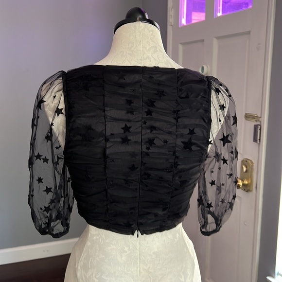 Forever 21 Star Print Black Mesh Crop Top - Picture 5 of 8